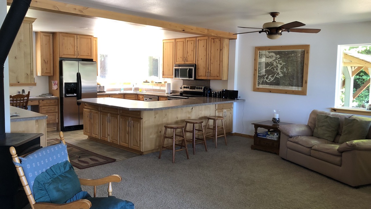 Photo of Livingroom in Shelton