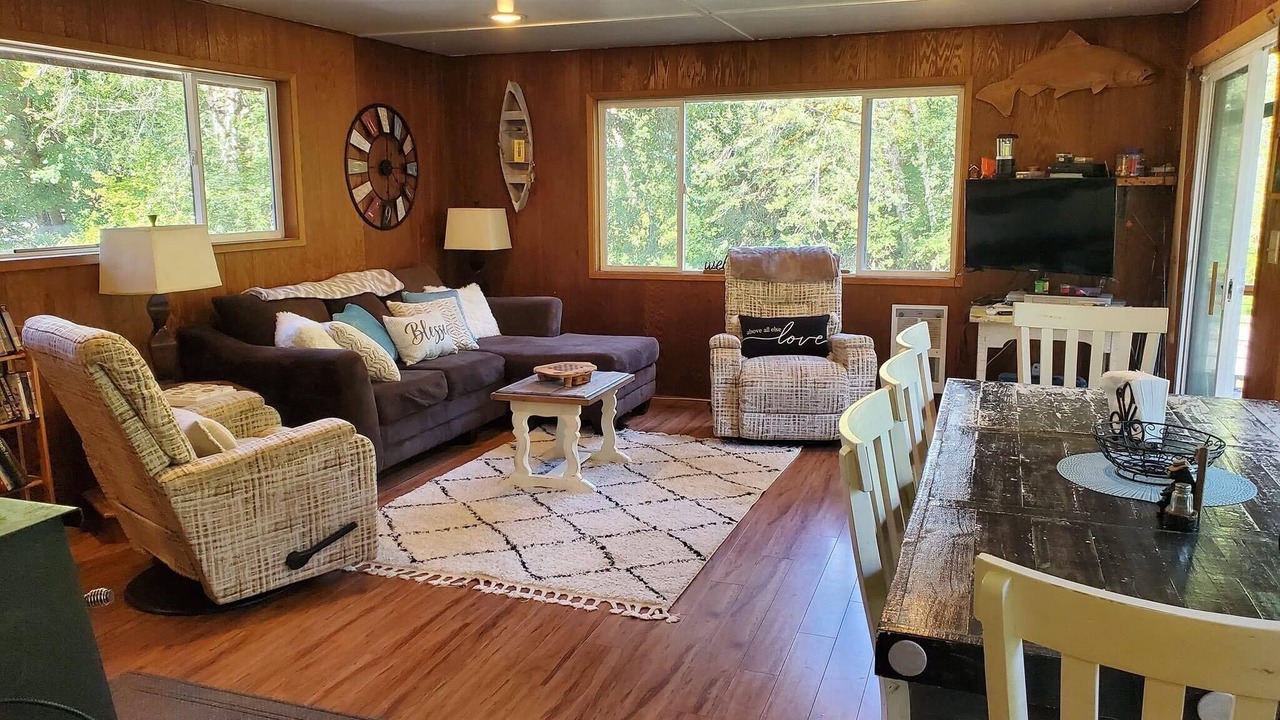 Photo of Livingroom in Port Angeles