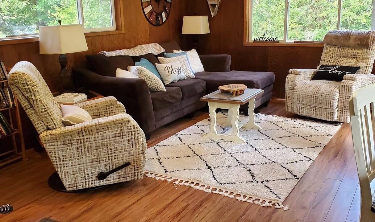 Photo of Livingroom in Port Angeles