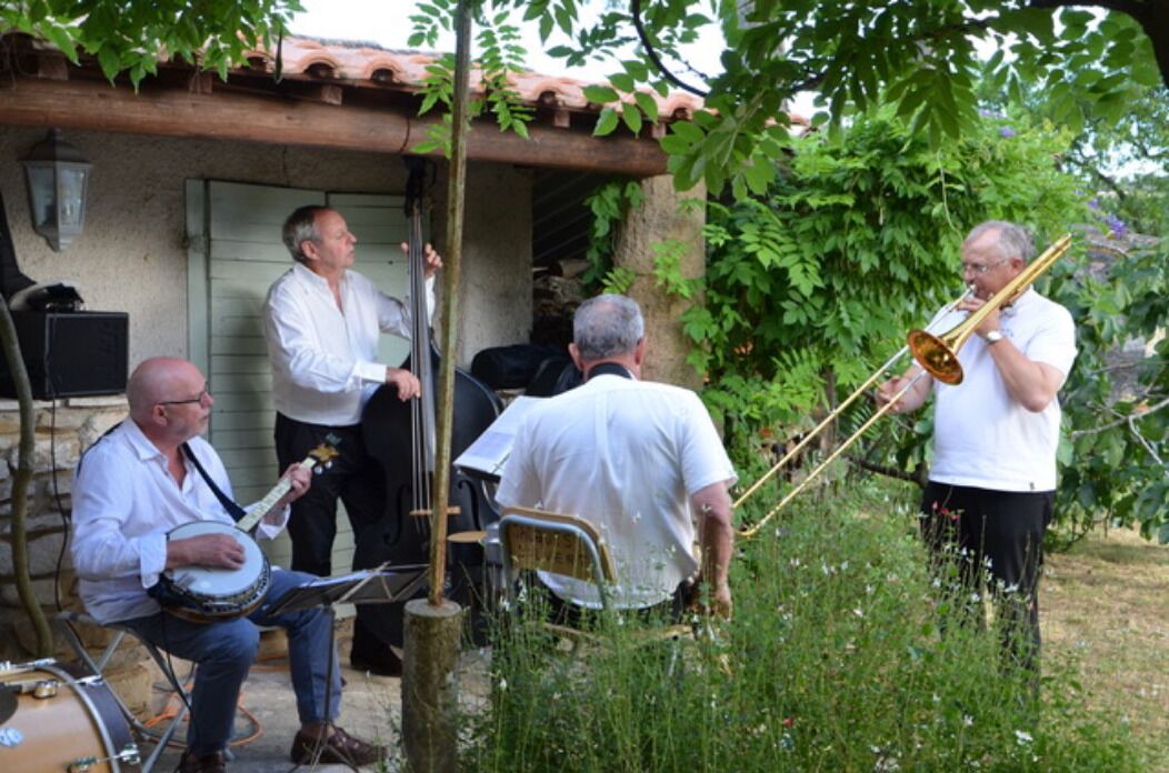 Photo of Outdoor in Pont-Saint-Esprit