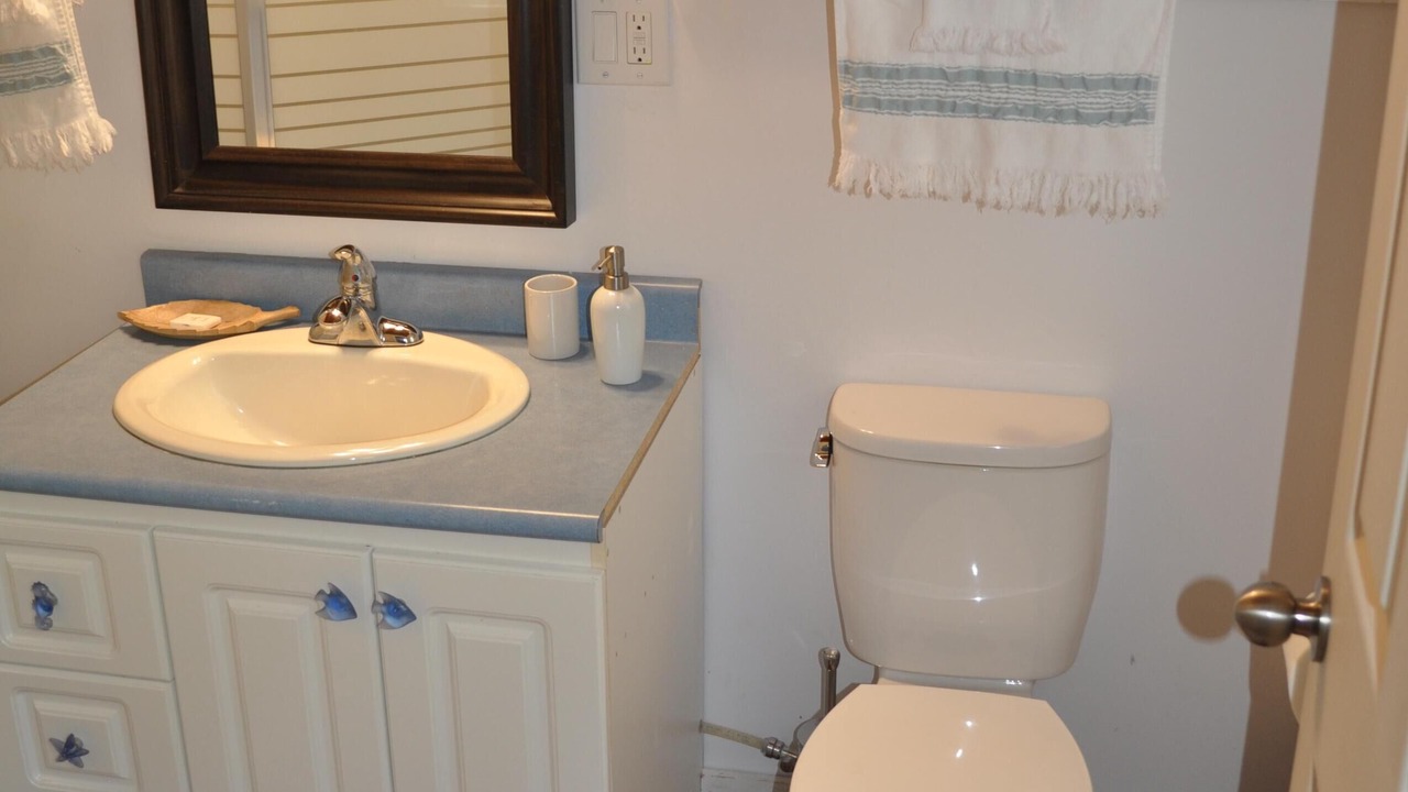 Photo of Bathroom in Shuniah