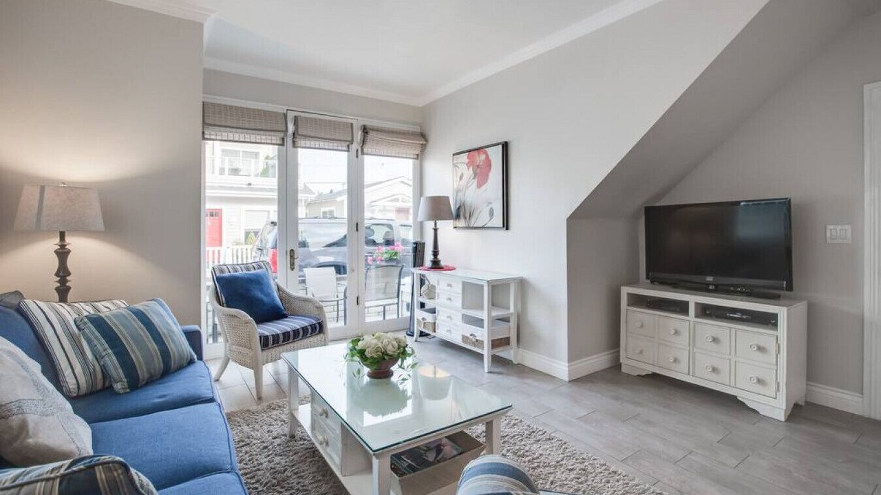 Photo of Livingroom in West Newport