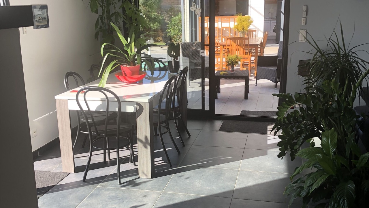 Photo of Others in Ares