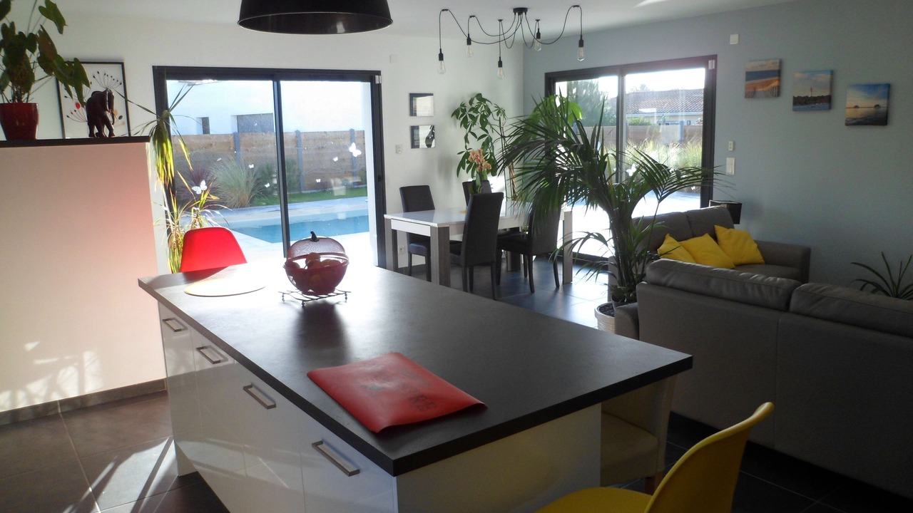 Photo of Others in Ares