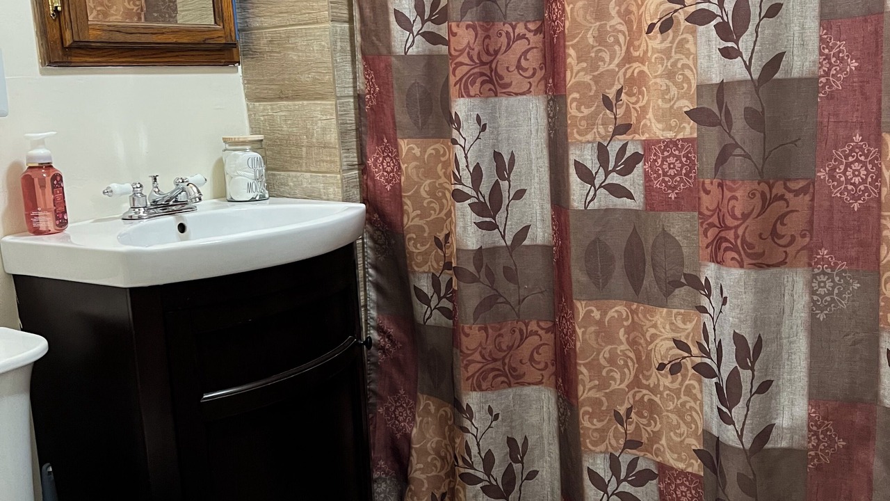 Photo of Bathroom in Crescent City North