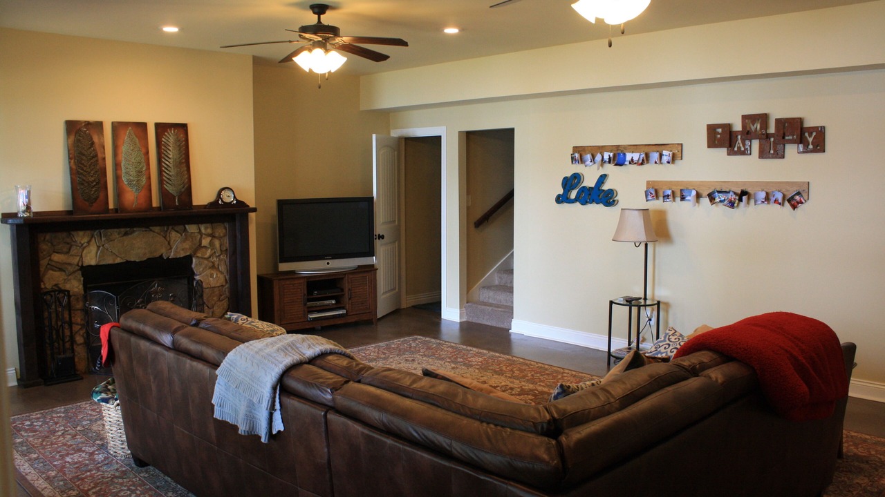 Photo of Livingroom in Lost Bridge Village