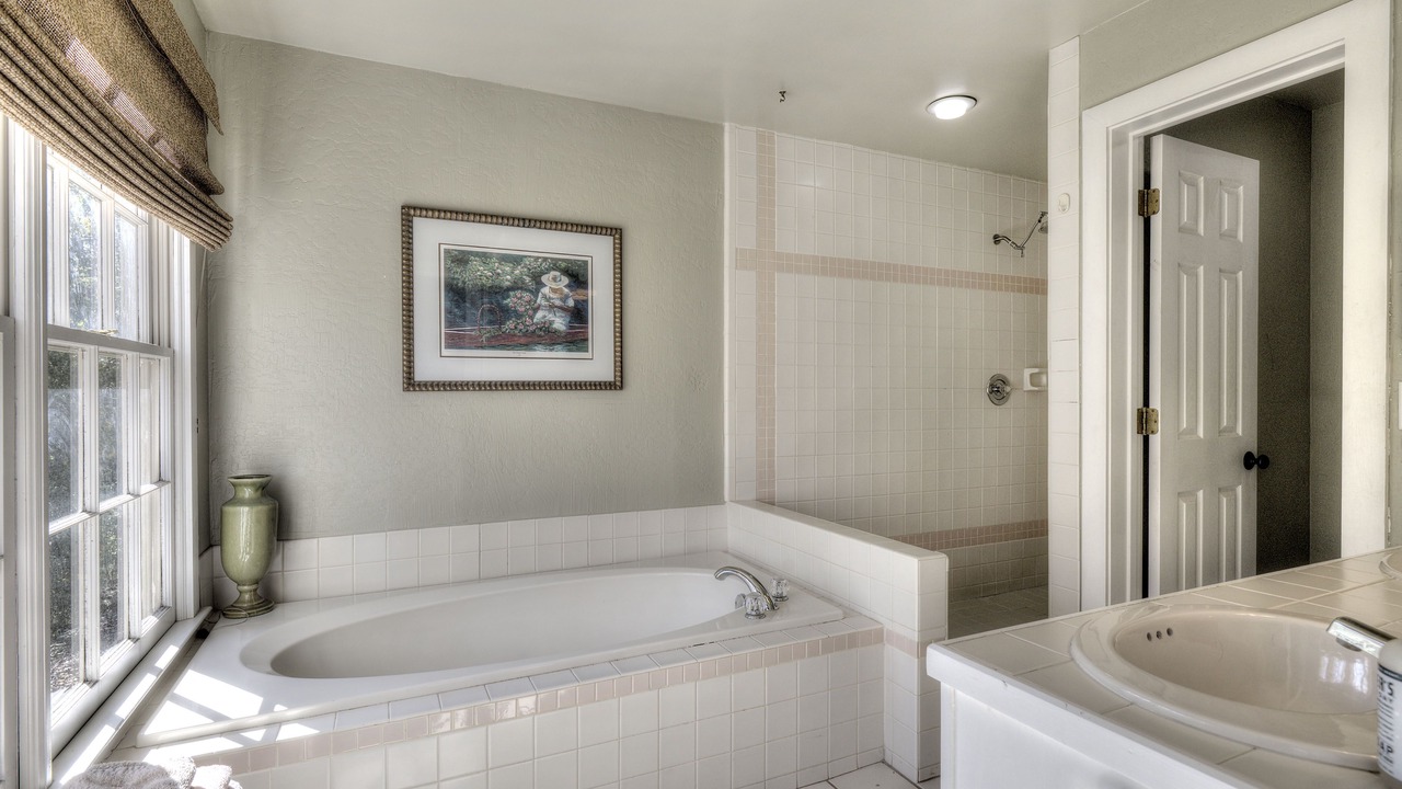 Photo of Bathroom in Cartersville