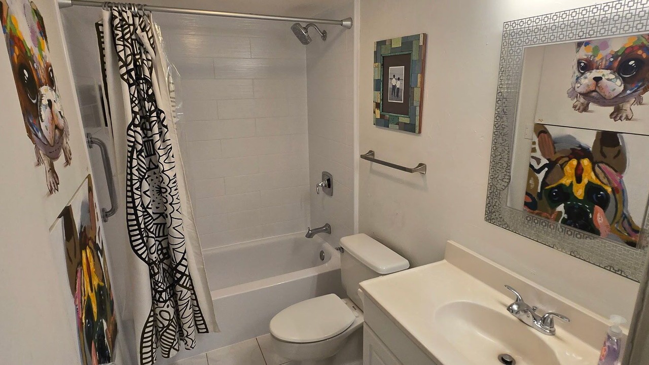 Photo of Bathroom in Sawgrass
