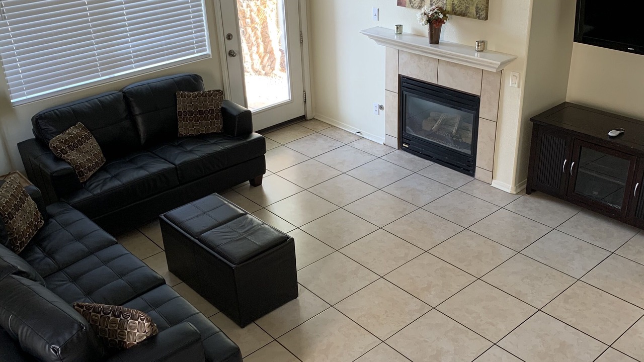 Photo of Livingroom in Silverado Ranch