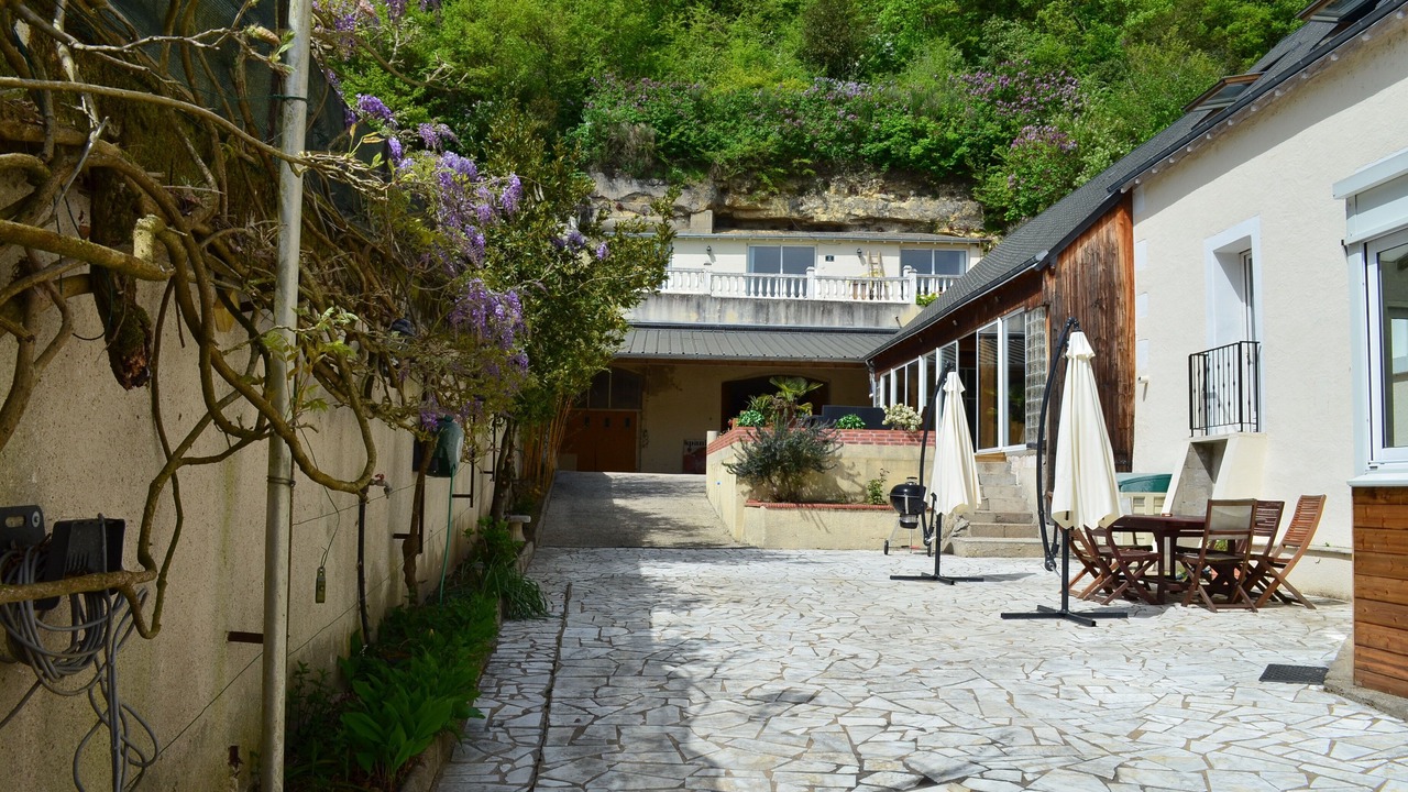 Photo of Outdoor in Nazelles-Negron