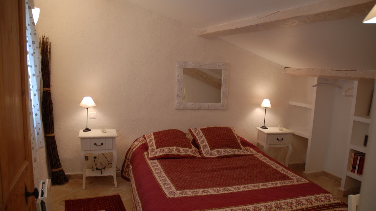 Photo of Bedroom in Aups