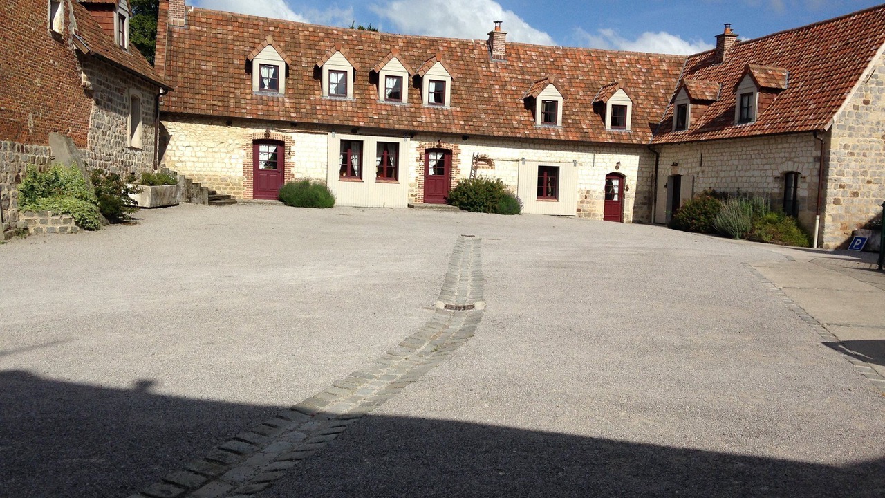 Photo of Outdoor in Tingry