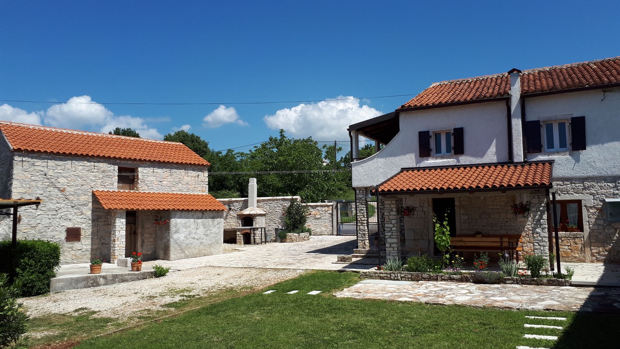 Photo of Outdoor in Kringa