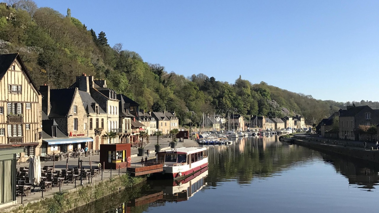 Photo of Others in Dinan