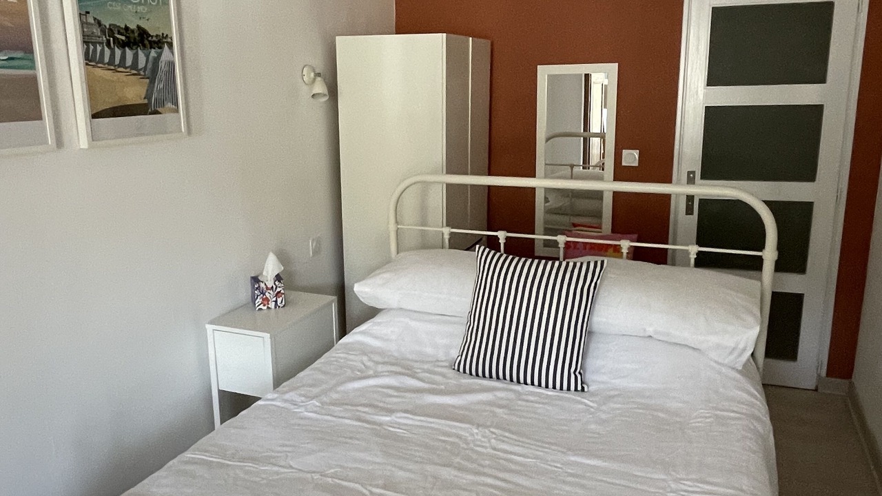 Photo of Bedroom in Dinan