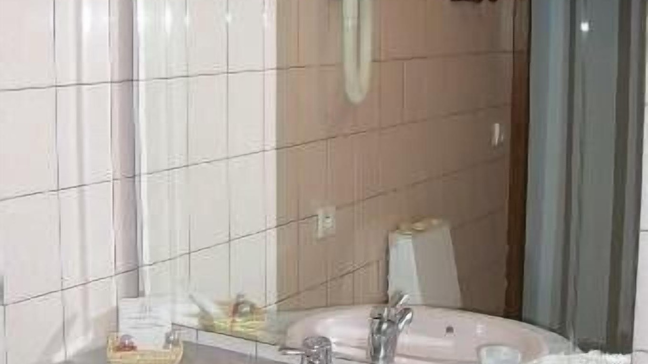 Photo of Bathroom in Cambieure