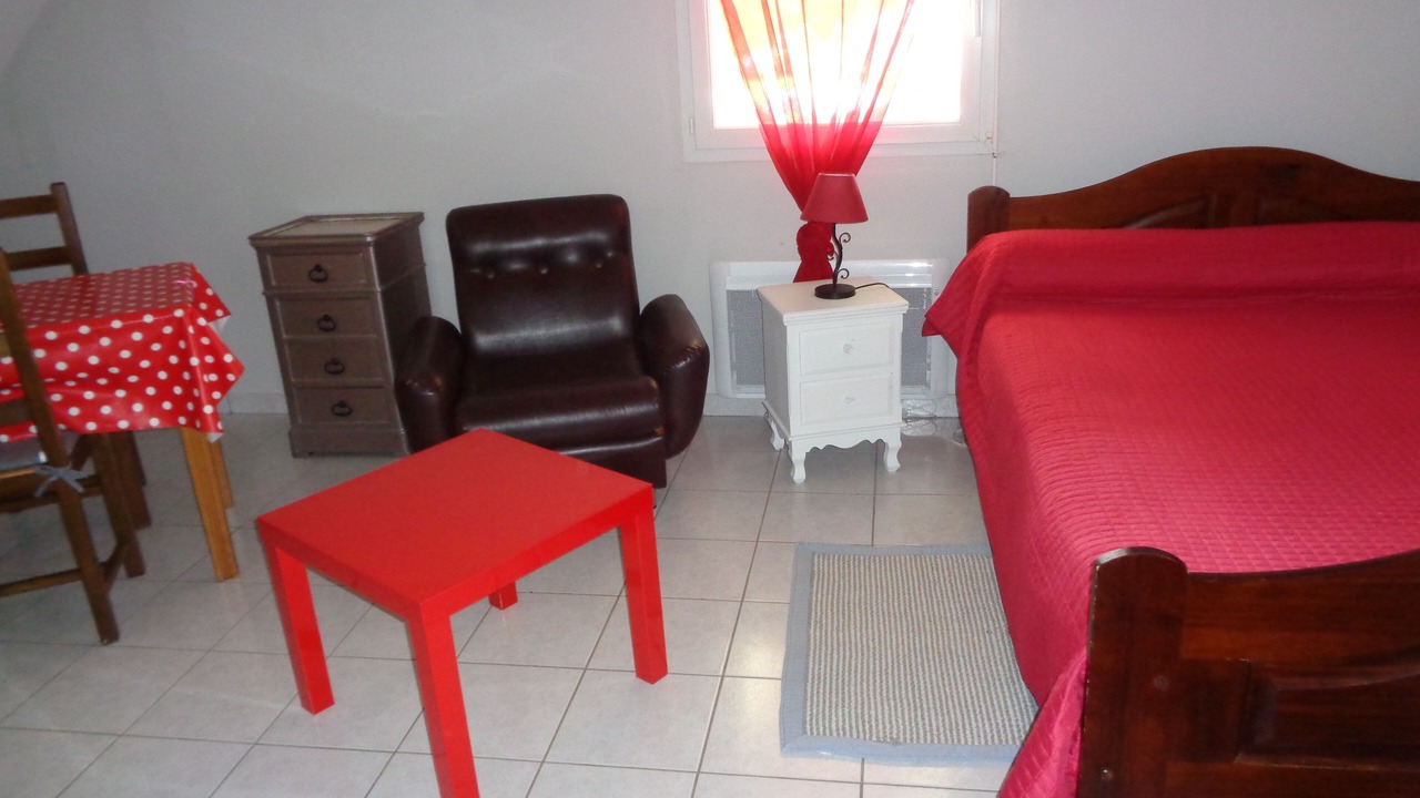 Photo of Bedroom in La Cerlangue