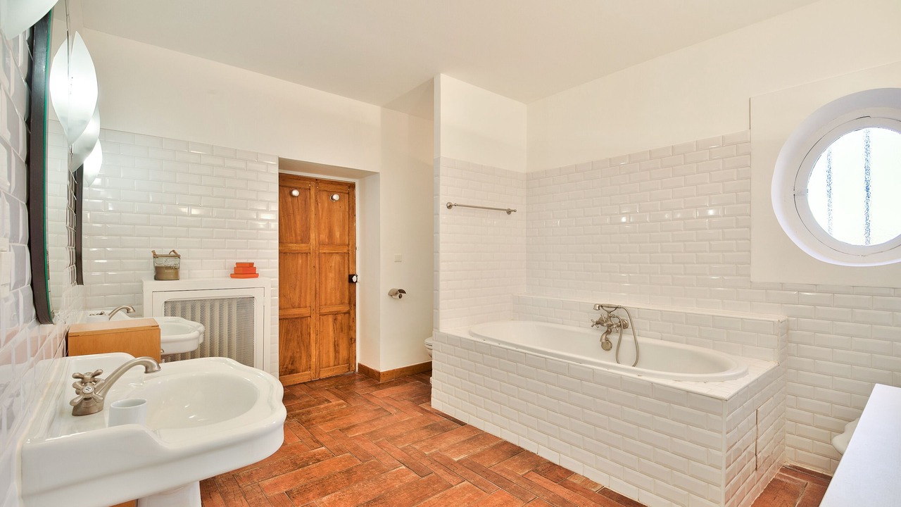 Photo of Bathroom in Cabannes