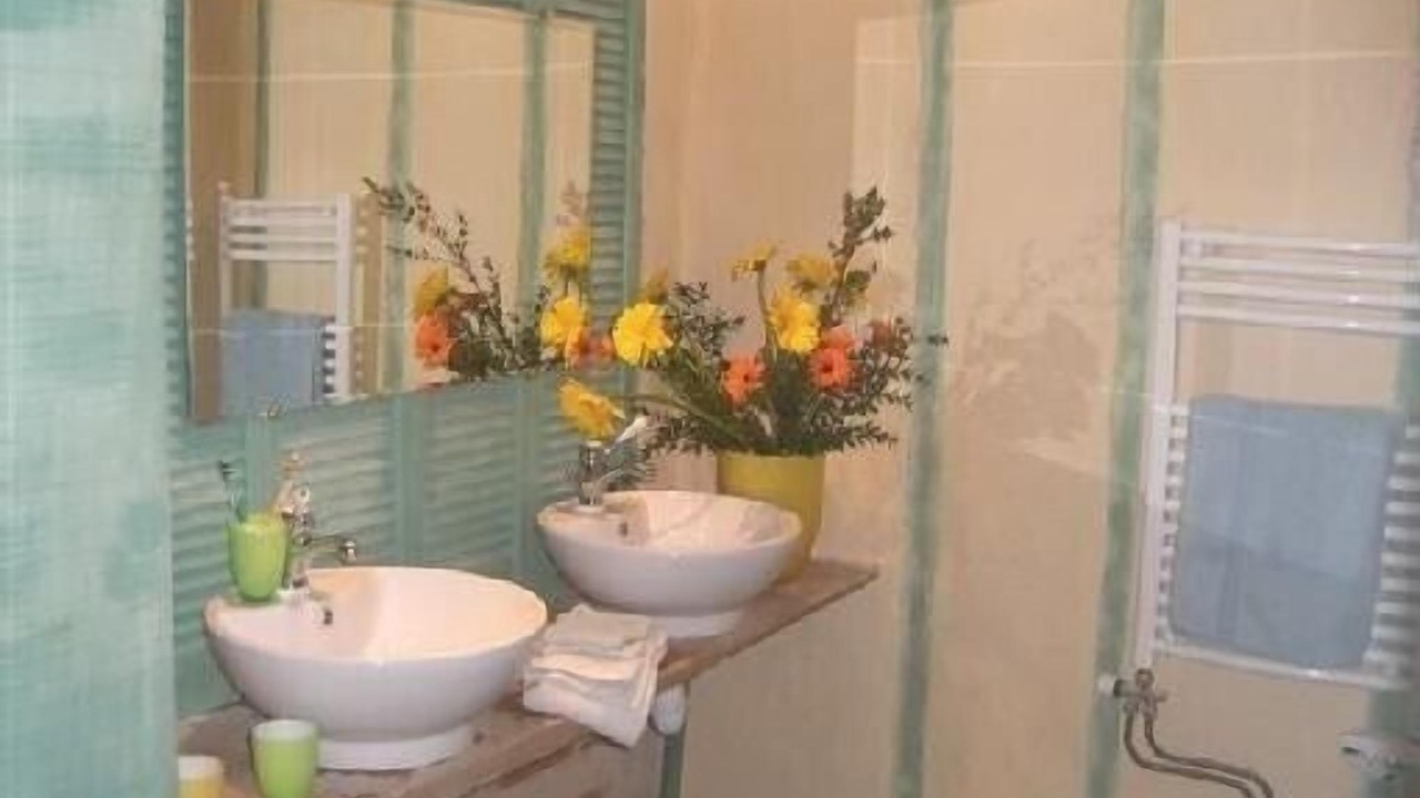 Photo of Bathroom in Lavaur