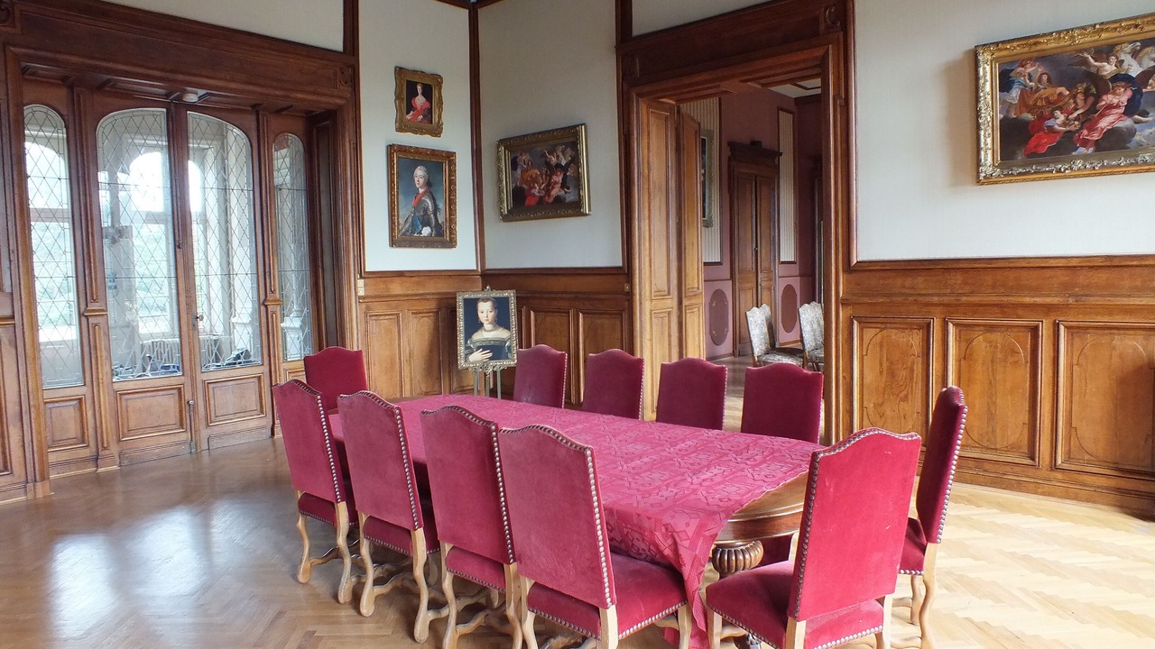 Photo of Others in Bourg-dIre