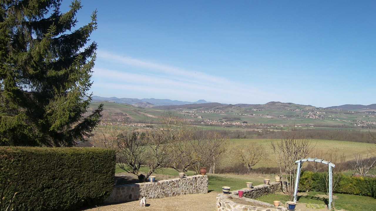 Photo of Outdoor in Usson