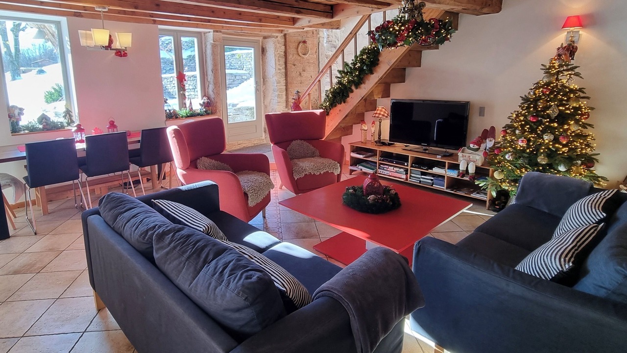 Photo of Livingroom in Rencurel