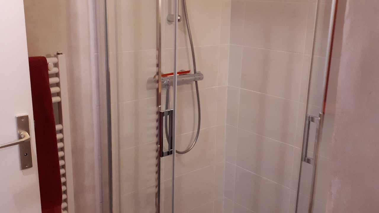 Photo of Bathroom in Saint-Laurent-sur-Mer