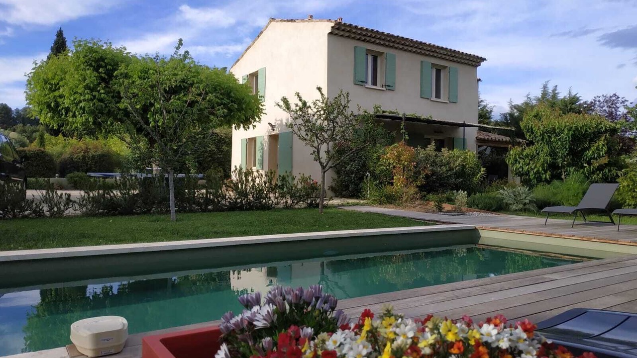 Photo of Outdoor in Cadenet