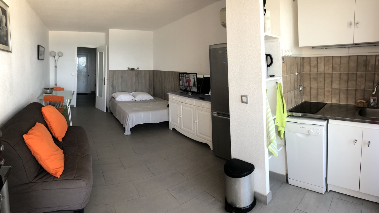 Photo of Bedroom in Palavas-les-Flots