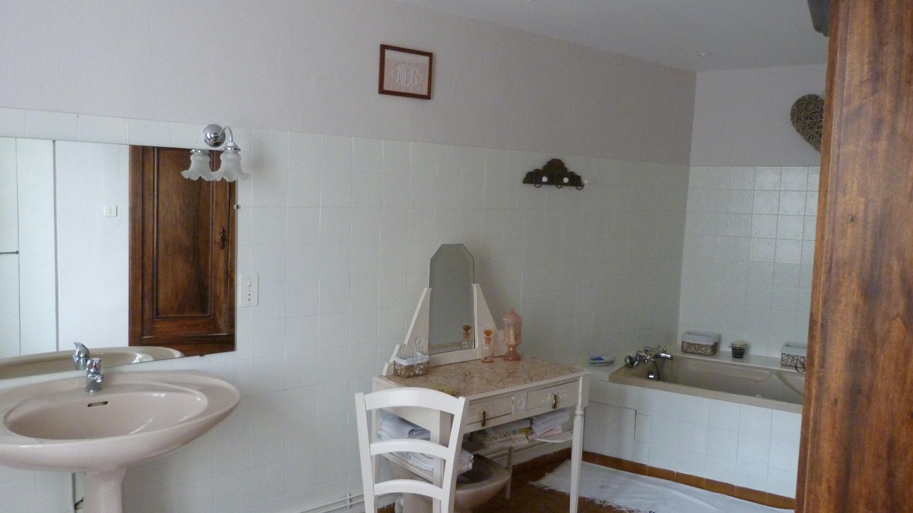 Photo of Bathroom in Souilhe