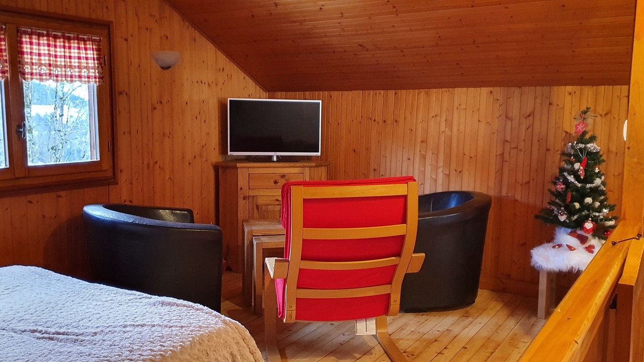Photo of Bedroom in Thones