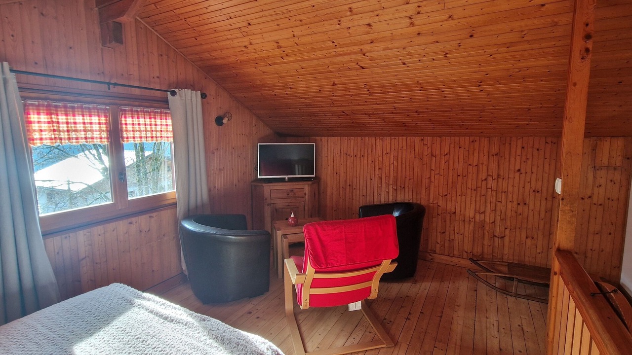 Photo of Bedroom in Thones