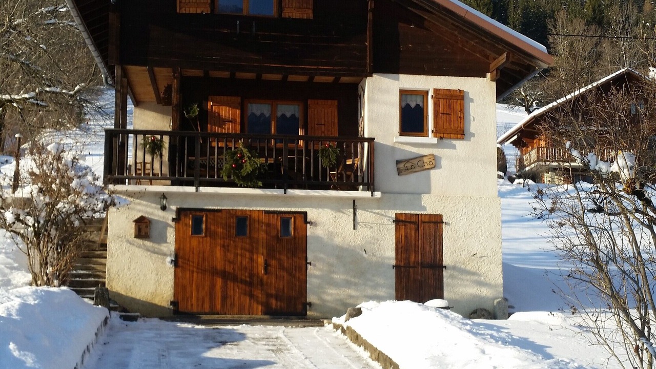 Photo of Outdoor in Thones