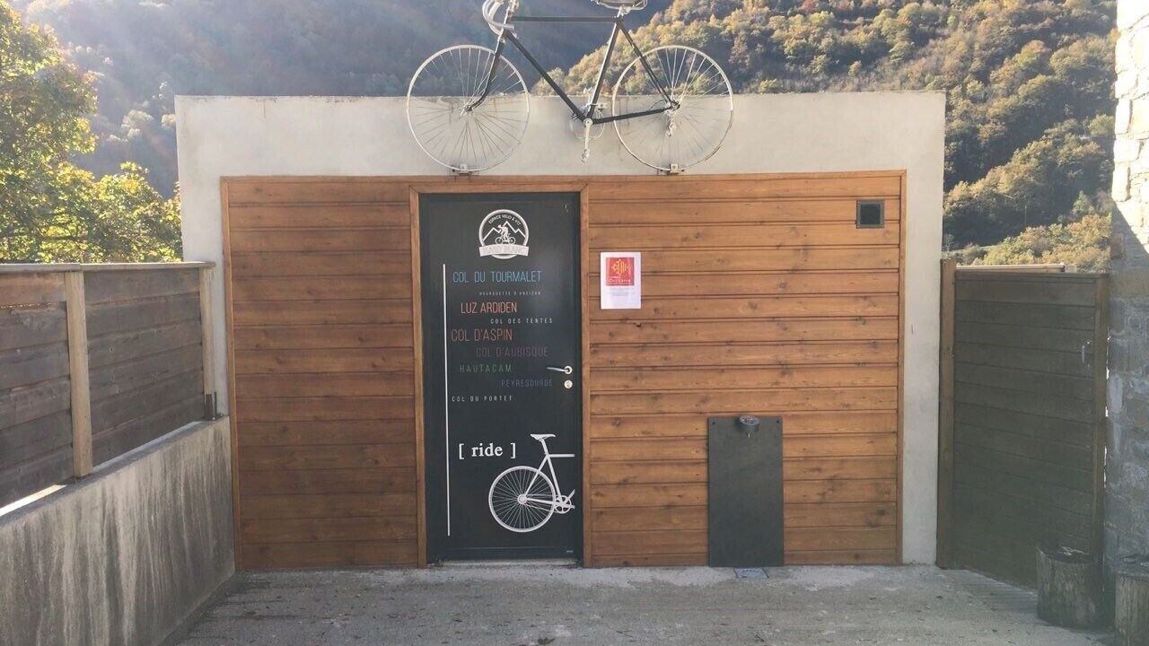 Photo of Outdoor in Cheze