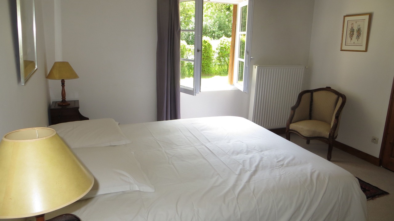 Photo of Bedroom in Salbris