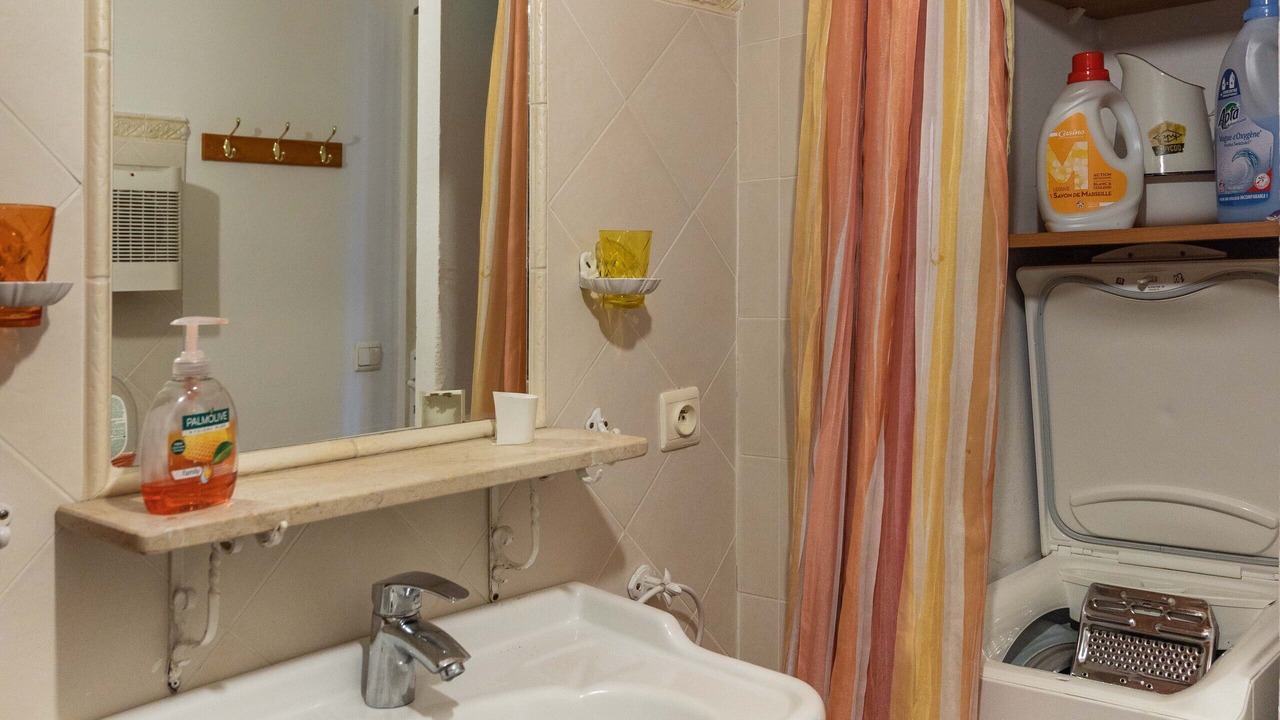 Photo of Bathroom in Ceret