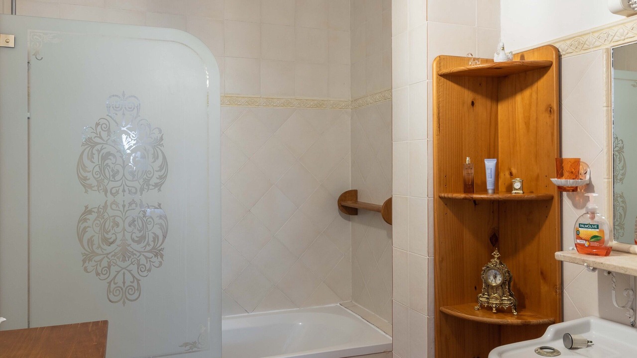 Photo of Bathroom in Ceret