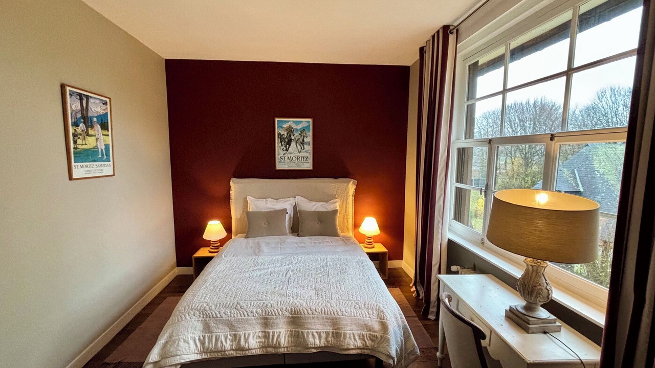 Photo of Bedroom in Neville