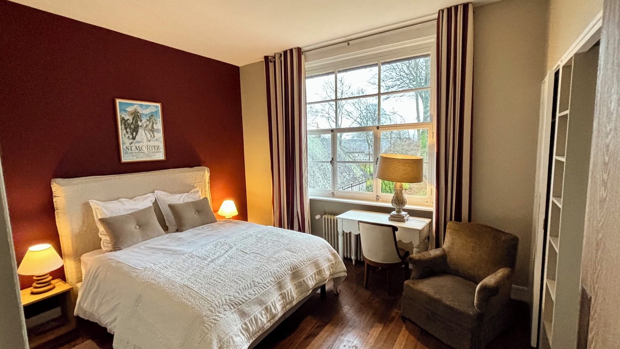 Photo of Bedroom in Neville