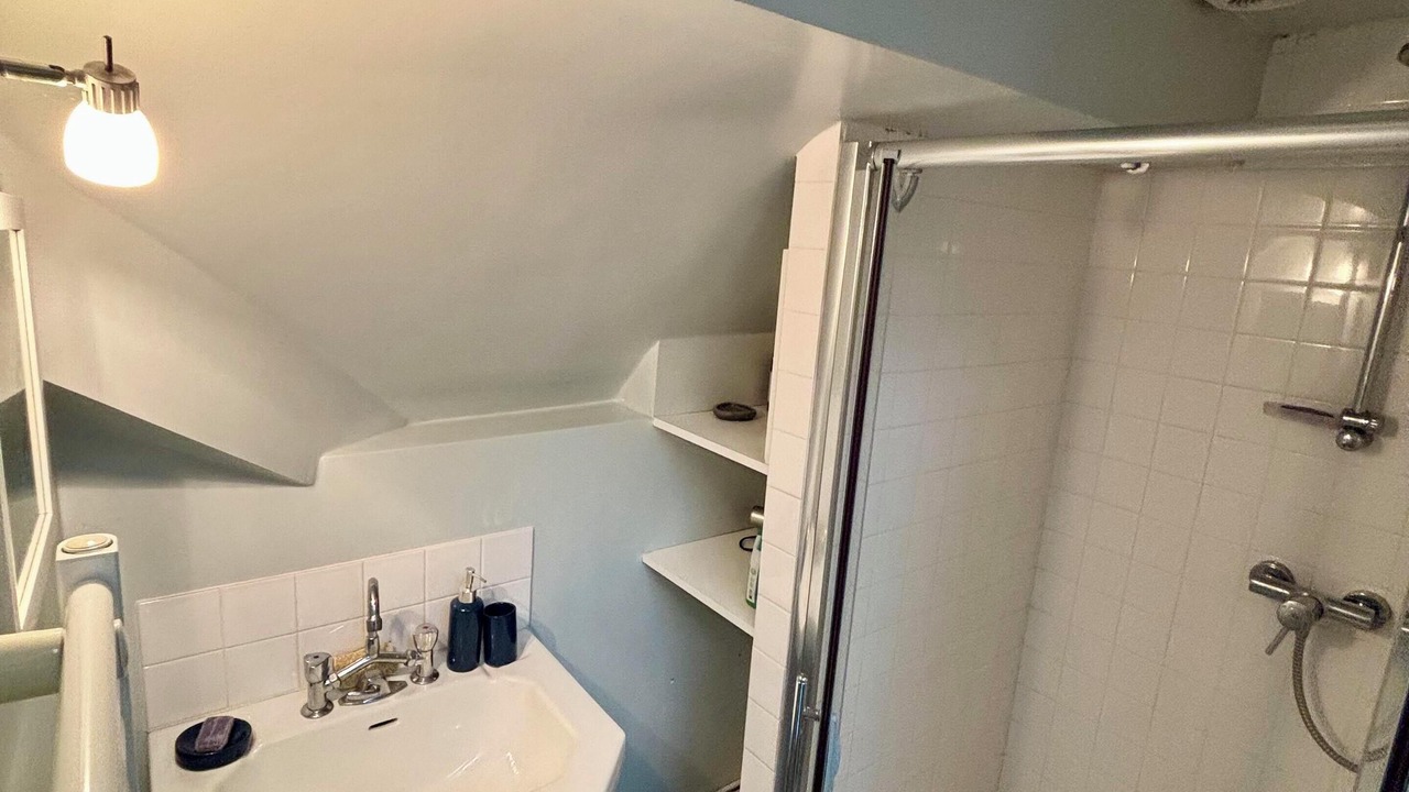 Photo of Bathroom in Neville