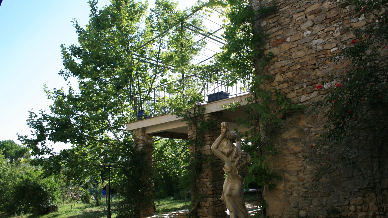 Photo of Outdoor in Saint-Andre-de-Roquepertuis