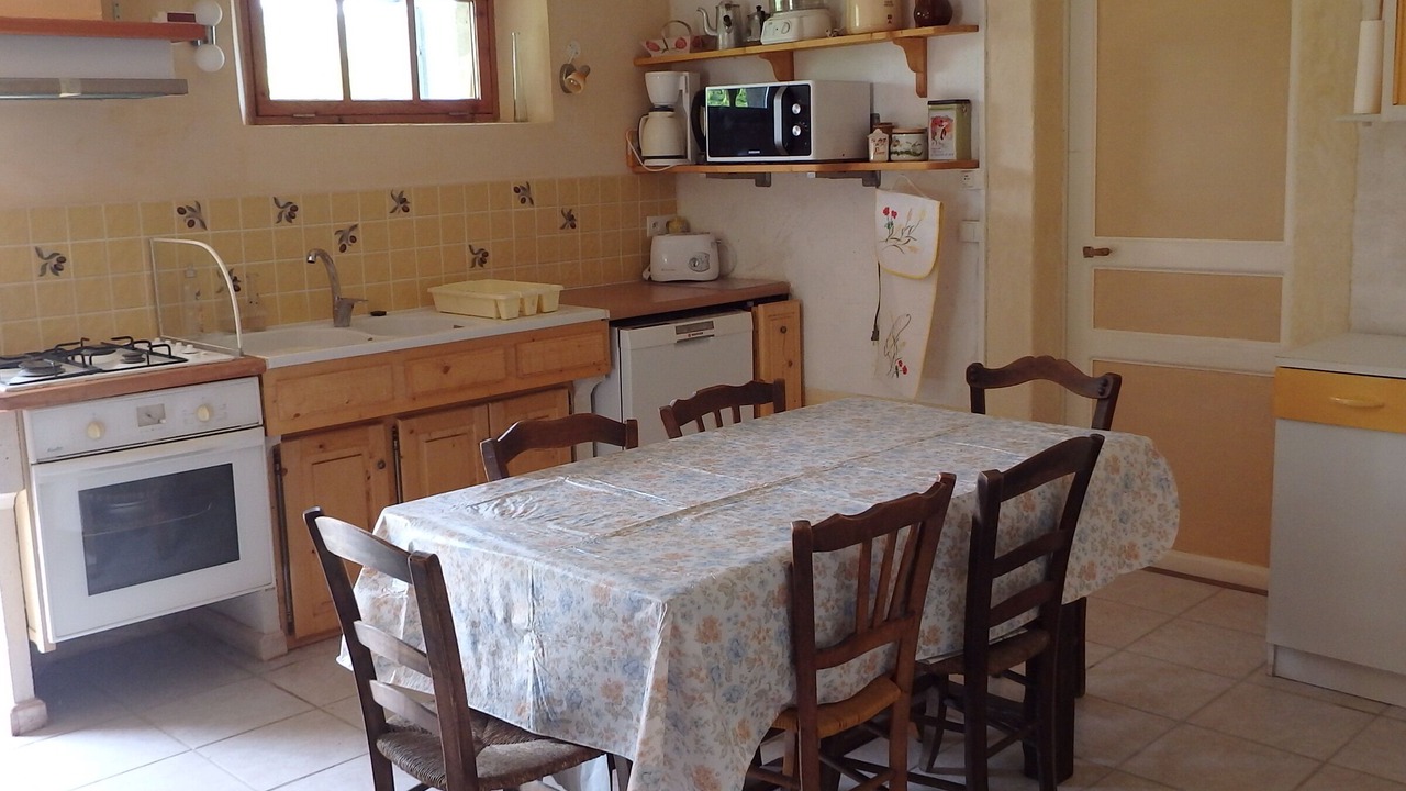 Photo of Kitchen in Saint-Michel-l'Observatoire