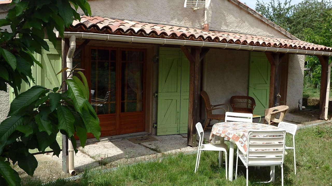 Photo of Outdoor in Saint-Michel-l'Observatoire