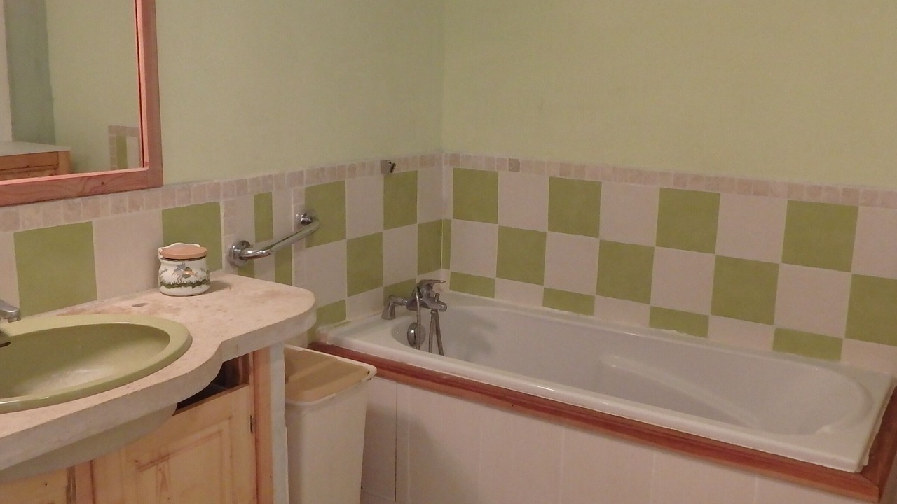 Photo of Bathroom in Saint-Michel-l'Observatoire
