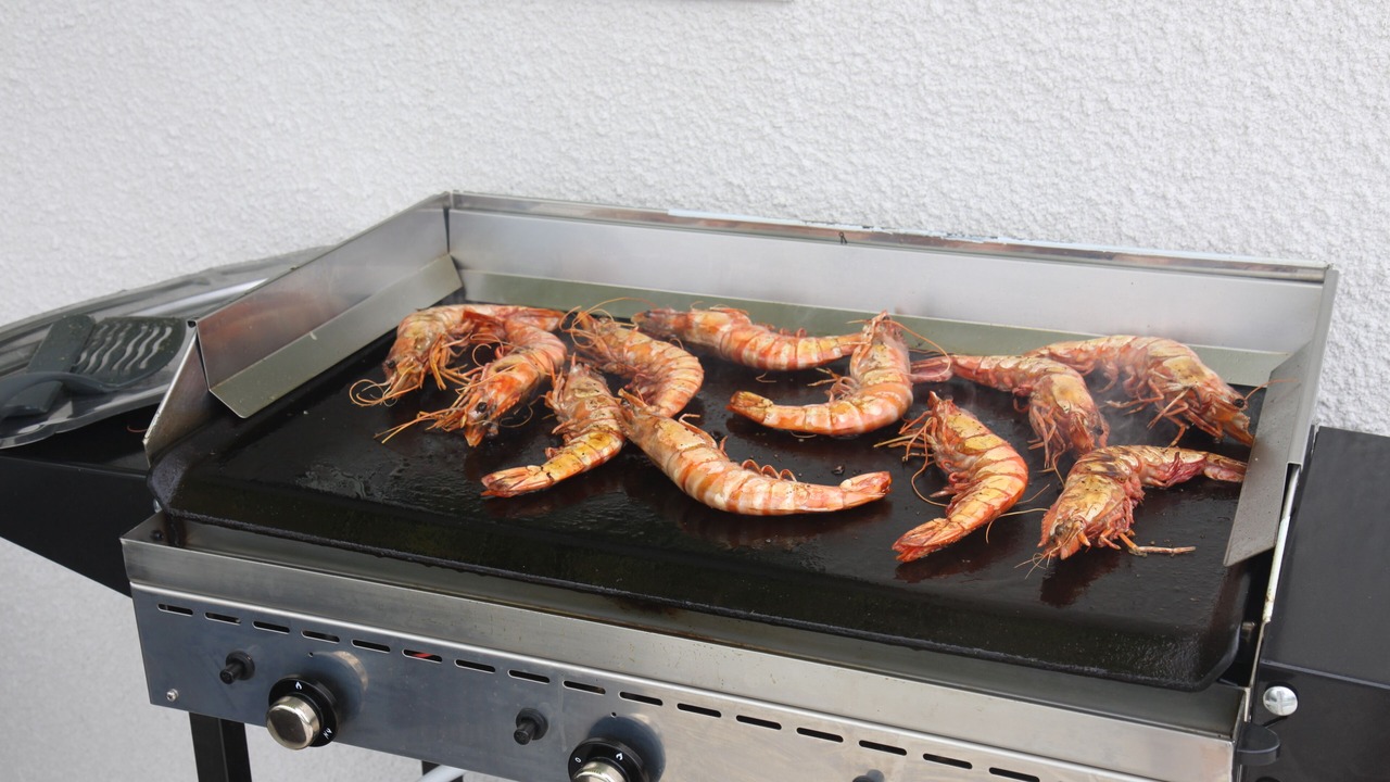 Photo of Others in Montirat