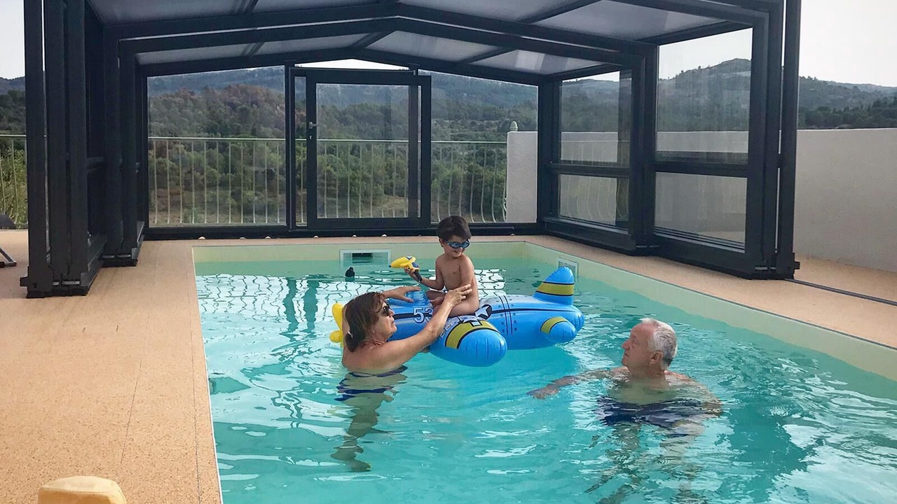 Photo of Outdoor in Montirat