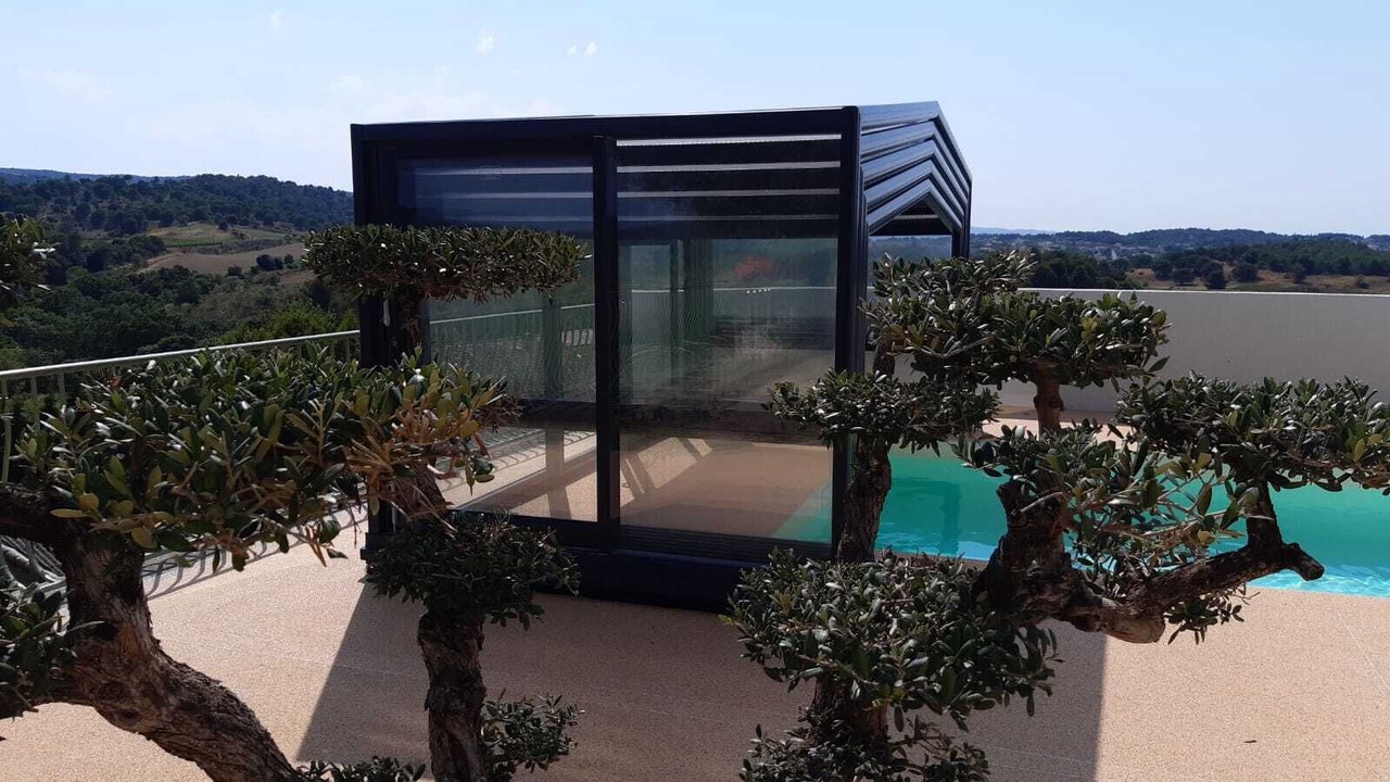 Photo of Outdoor in Montirat