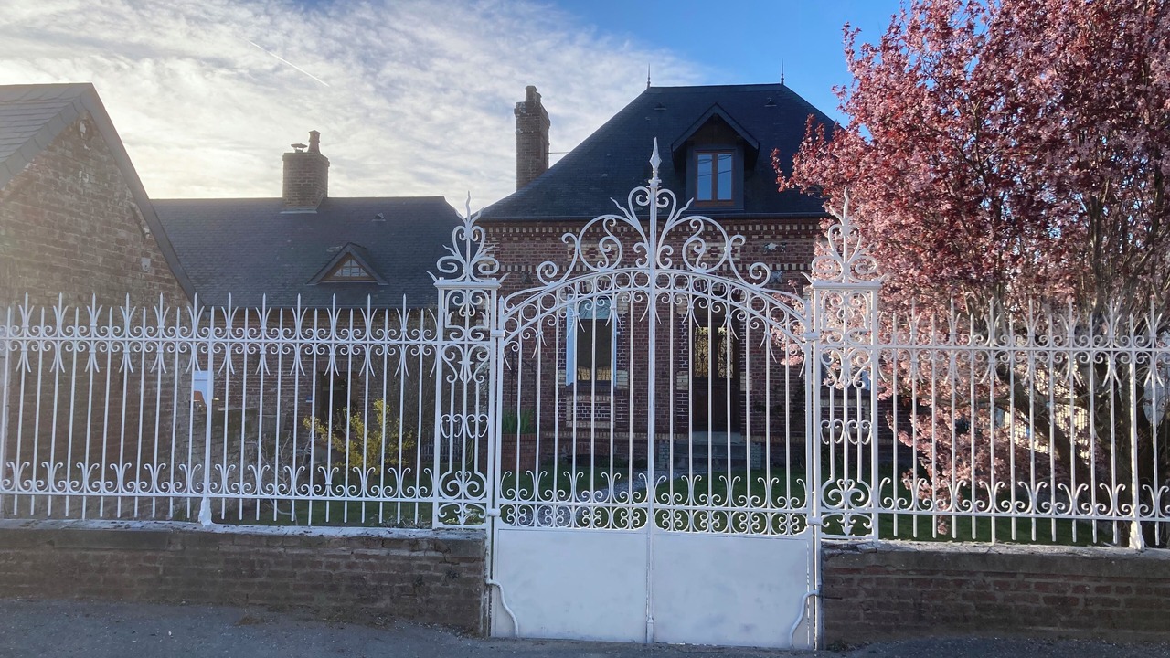 Photo of Outdoor in Pende