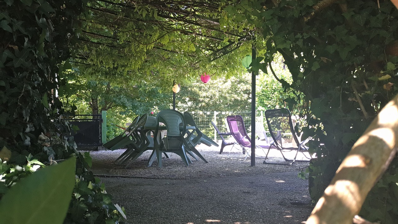 Photo of Patio Balcony in Saint-Germain-du-Salembre