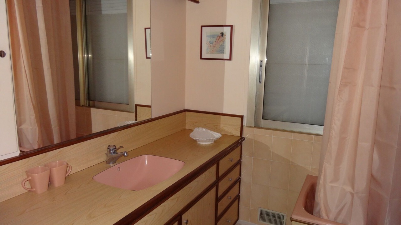Photo of Bathroom in Ceret